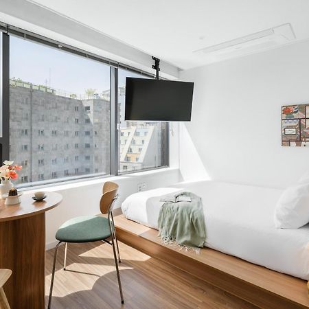 Urbanstay Boutique Ikseon Сеул Экстерьер фото