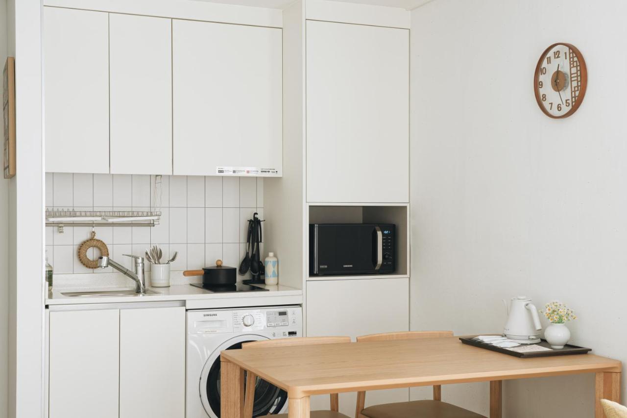 Urbanstay Boutique Ikseon Сеул Экстерьер фото