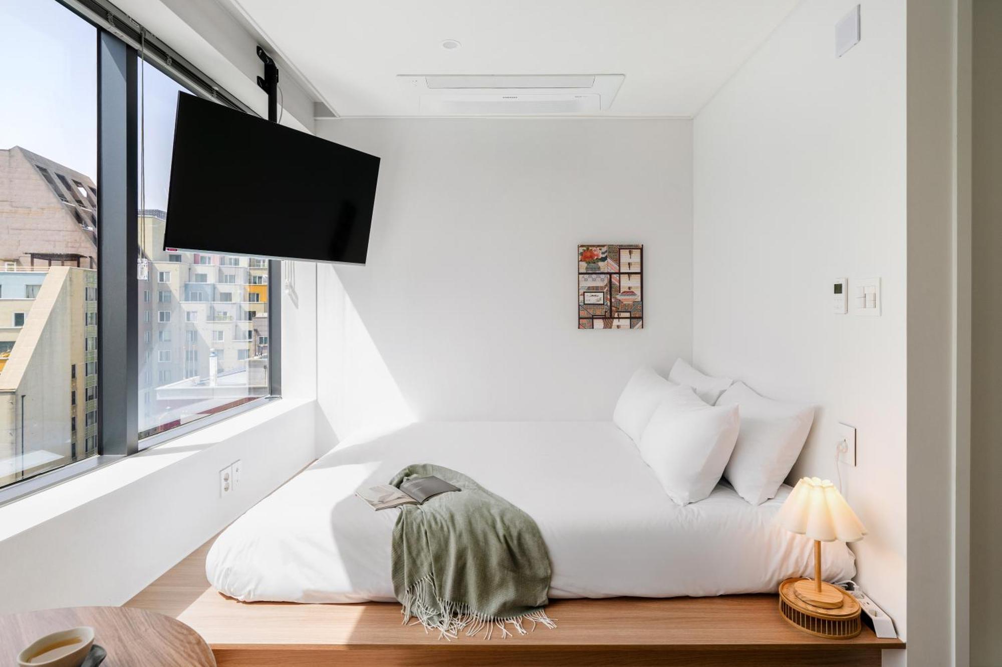 Urbanstay Boutique Ikseon Сеул Экстерьер фото